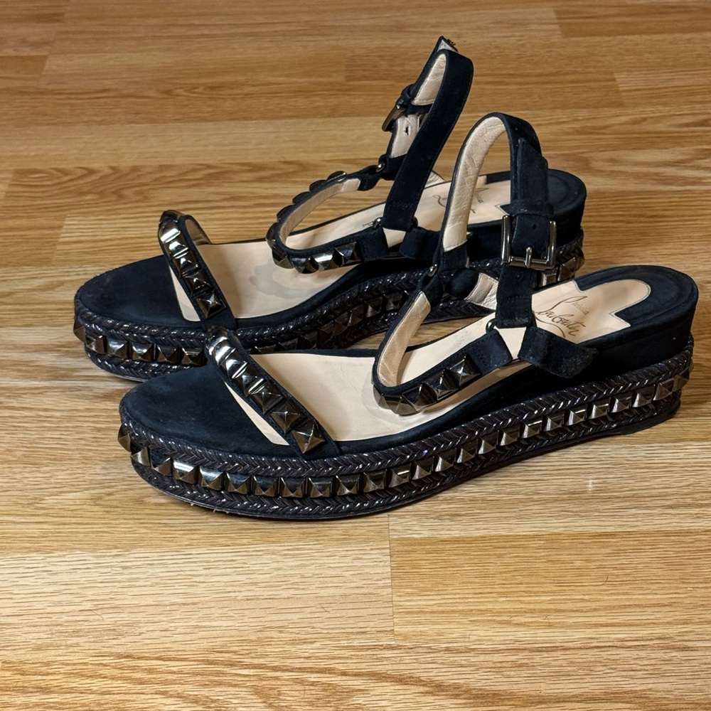 Christian Louboutin Cataclou Black Suede Studded Sandal Size 40 - Picture 9 of 9